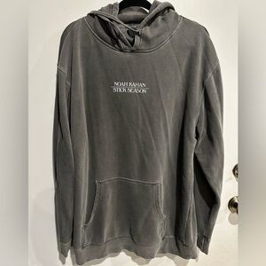 Noah Kahan “Stick Season” 2023 Tour Hoodie – XL (Unisex)